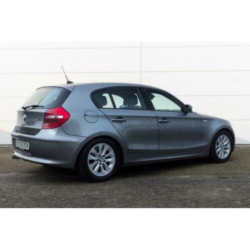 BMW 1-serie 118i High Executive XENON | M SPORT