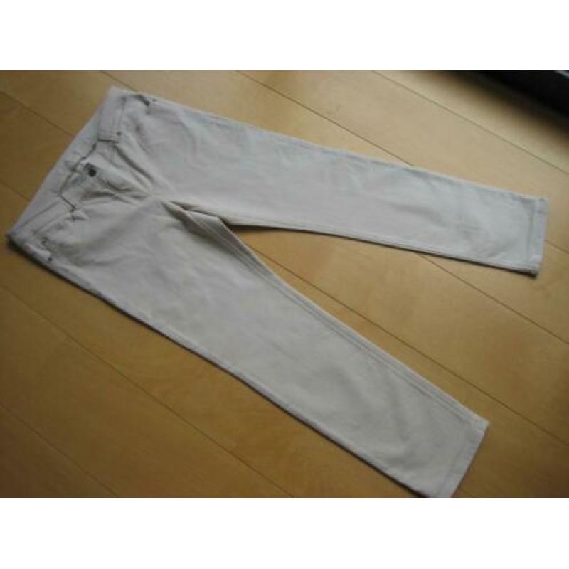 Zeer mooie zandkleurige jeans GERRY WEBER ROXY 46R snazzeys