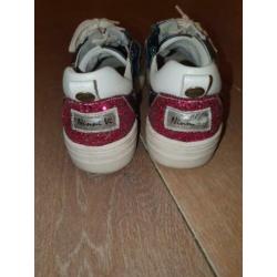 Ninni Vi sneakers zo goed als nieuw!! 37