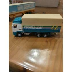 Volvo truck fh2 schaalmodellen van kentoys en Madurodam