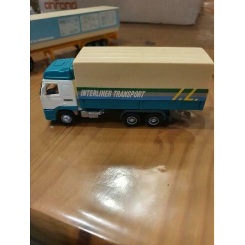Volvo truck fh2 schaalmodellen van kentoys en Madurodam