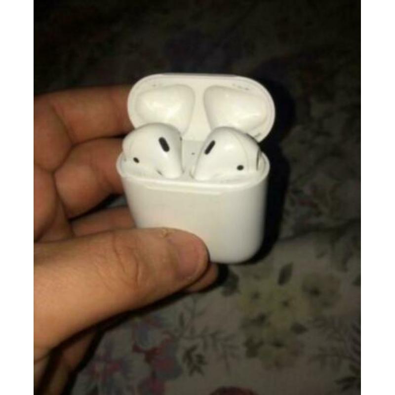 Apple Airpods