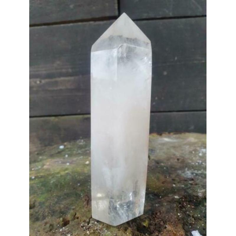 Grote bergkristal punt 617 gram