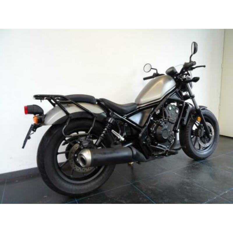 Honda CMX 500 CMX500 Rebel ABS 35kW (bj 2017)