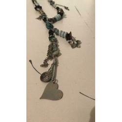 Mooie lange ketting €3,50