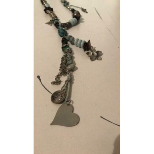 Mooie lange ketting €3,50