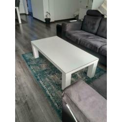 Eettafel, salontafel, dressoir en TV-kast