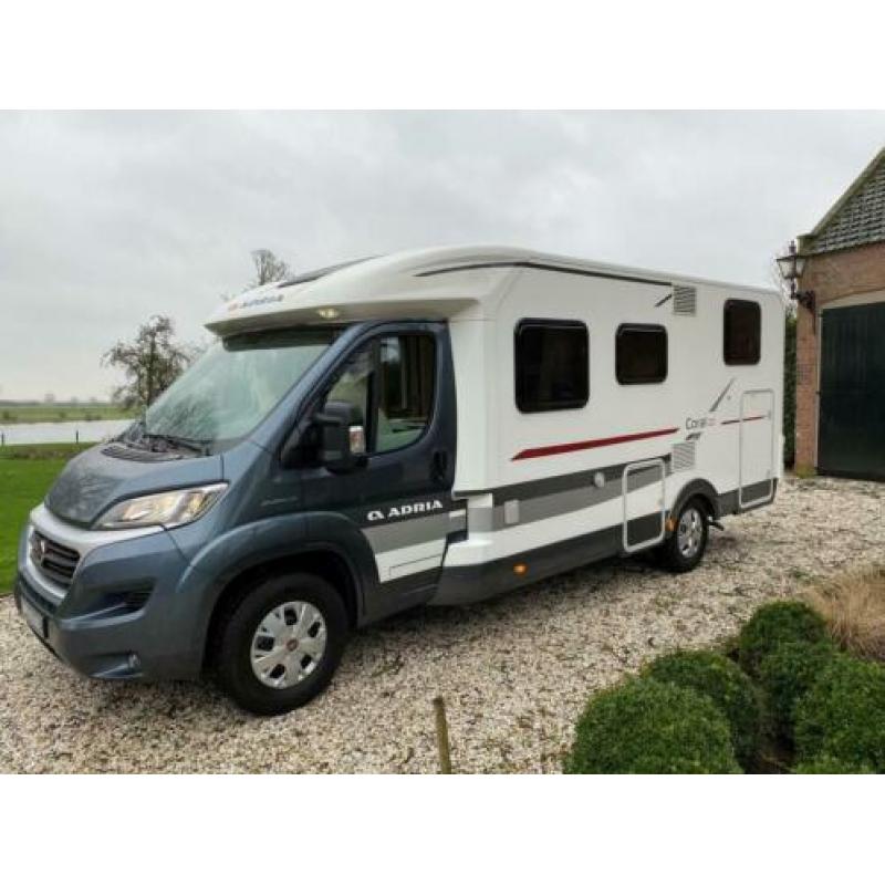 Adria coral s 600 sl automaat enkele bedden