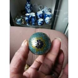 Mooie Chinese cloisonne eieren