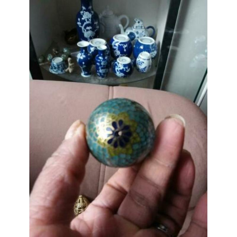 Mooie Chinese cloisonne eieren
