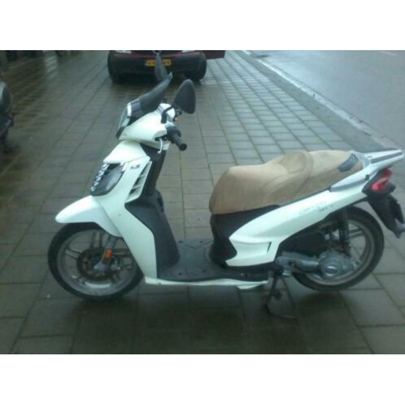 kymco agility geel kenteken