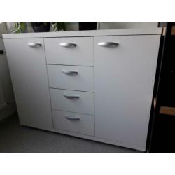 praktisch wit dressoir