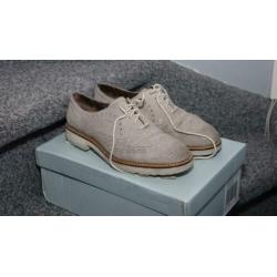 grijze echt leren schoenen van MANFIELD