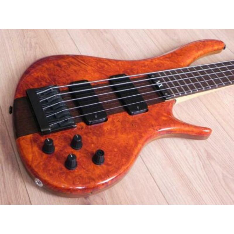 VX Guitars 5 snarige basgitaar Japan