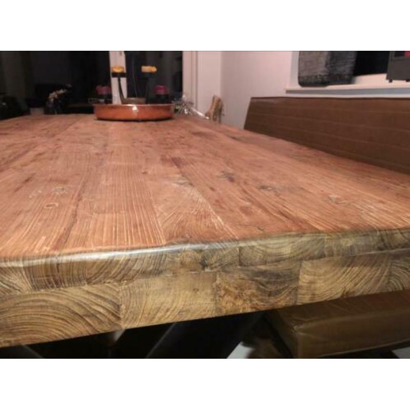 Mooie robuuste eetkamer set