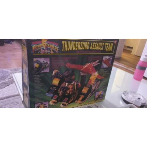 Powerrangers thunderzord assault team in doos