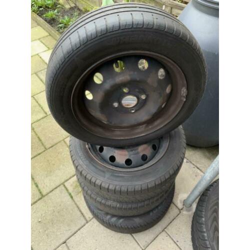 4x zomerbanden op staalvelgen 4x100 Oa Aygo, C1, 107
