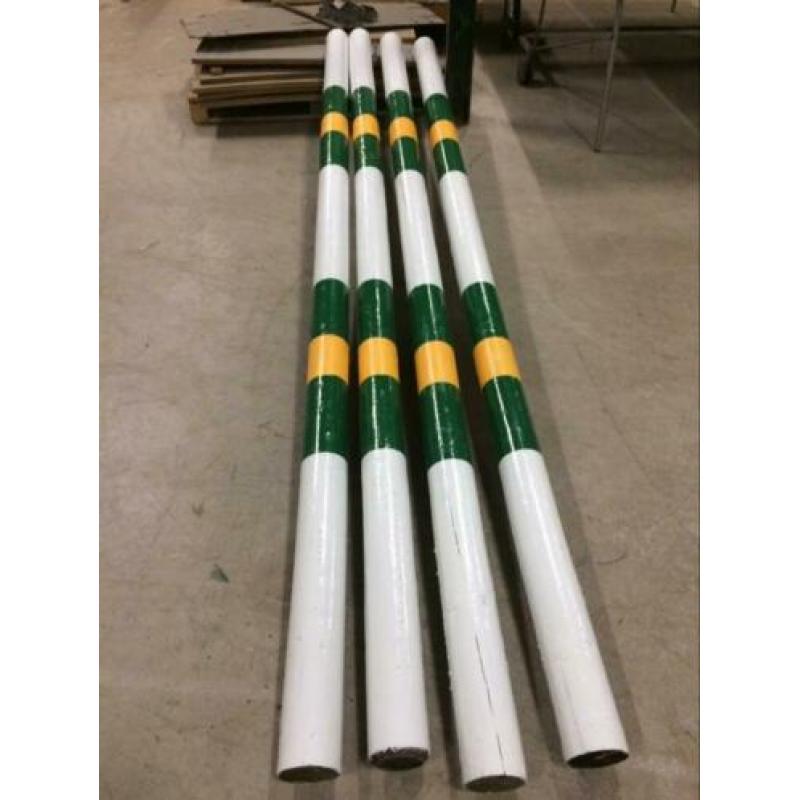 Hindernismateriaal, springbalken en staanders