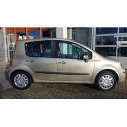 Renault MODUS 1.6-16V DYNAMIQUE