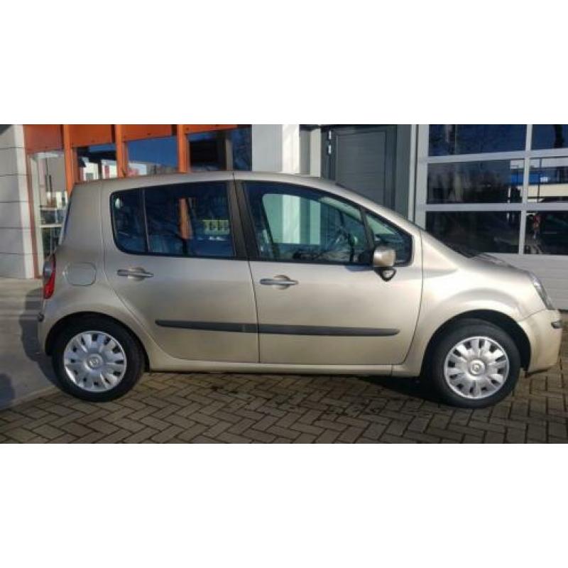 Renault MODUS 1.6-16V DYNAMIQUE