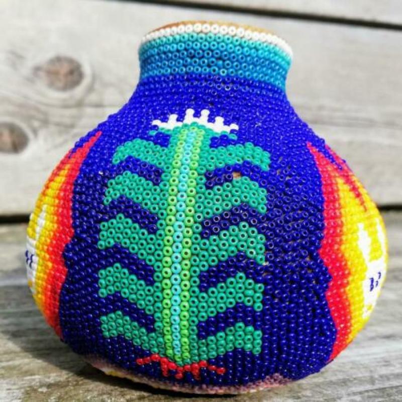 Retro vintage siervaasje met kraaltjes