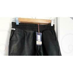 zwart korte broek van het merk Retour