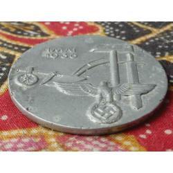 Oude militaria speld of broche uit Duitsland uit 1936.