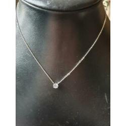 Fijne mooie zilveren ketting met in kubus zirkonia