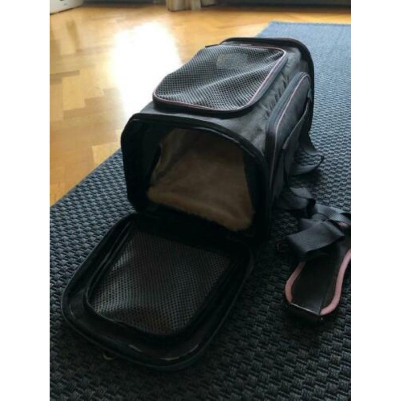 Expandable Cat Carrier