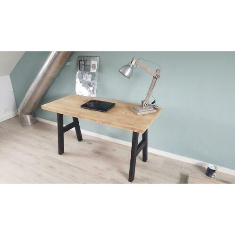 Bureau tafel van steigerhout