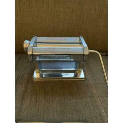 Pasta maker