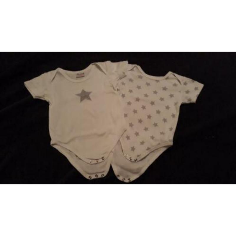 * 2 sterrenrompers Bambino korte mouw, mt 74 *