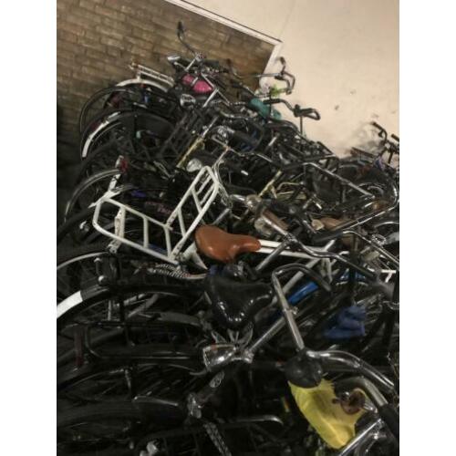 Partij oma fietsen