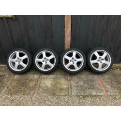 17 inch Borbet lichtmetalen velgen 4x114.3 Volvo V40/S40