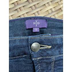 NYDJ spijkerbroek jeans maat 12 = 42/44 Sheri Slim ZGAN
