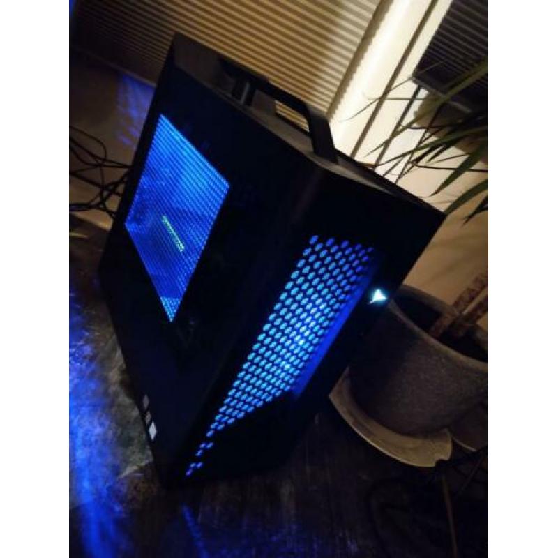 Gaming PC Lenovo Legion T730-28ICO 90JF00FYMH
