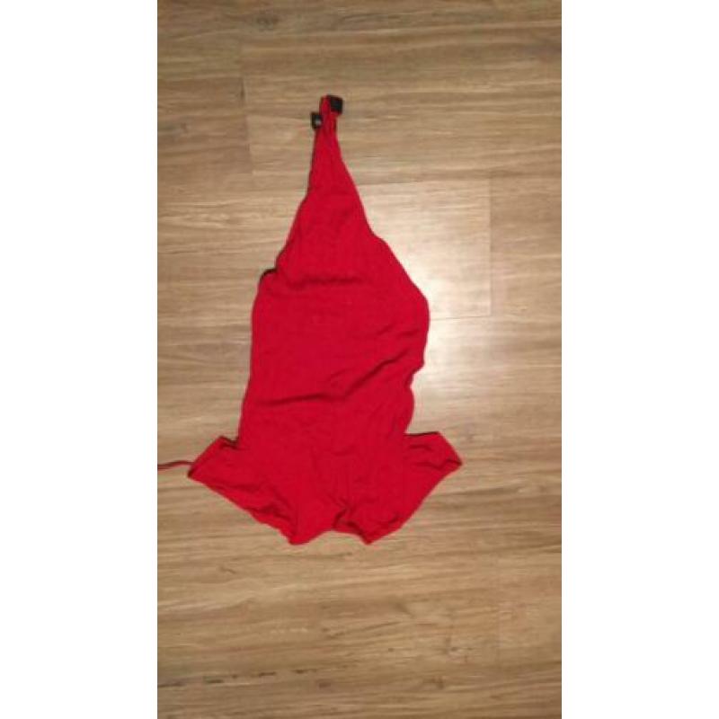 Body top rood maat m