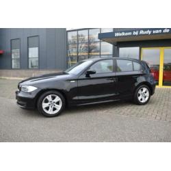 BMW 1-serie 118i BLACK EDITION 1e EIGENAAR AIRCO