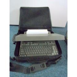 Verzamelobject Vintage Wang WLTC Laptop met printer uit 1985