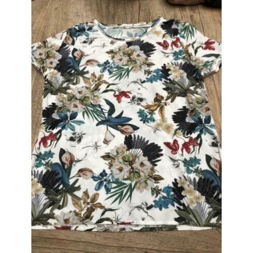 T shirt bloemen. Ecru met groen petrolblauw mt M