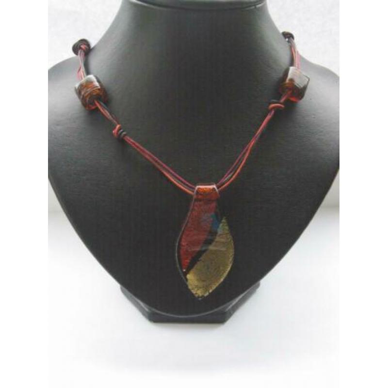 Ketting met glashanger
