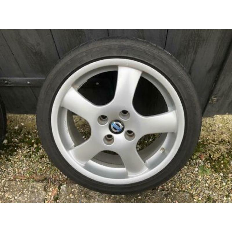 17 inch Borbet lichtmetalen velgen 4x114.3 Volvo V40/S40