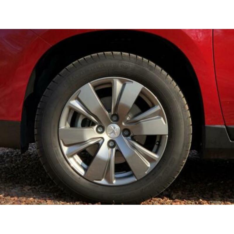 Peugeot 2008 1.2 PureTech Blue Lion | Automaat | Navi | Pano