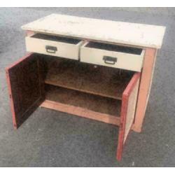 Kastje / brocante commode