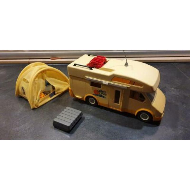 Playmobil 3657 camper plus 5435 tent
