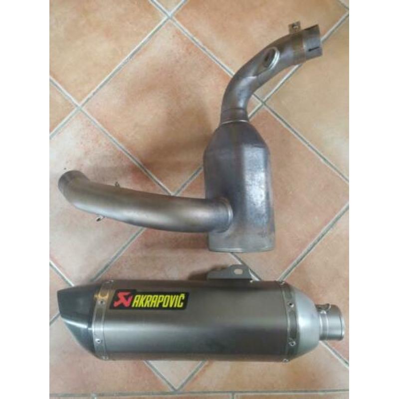 Ktm duke 125/390 akrapovic uitlaat systeem 2012-2016