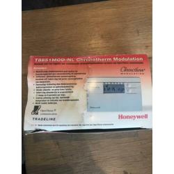 Honeywell T8851MOD-NL klok thermostaat