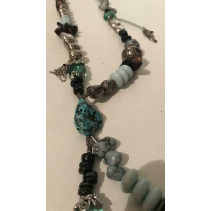 Mooie lange ketting €3,50