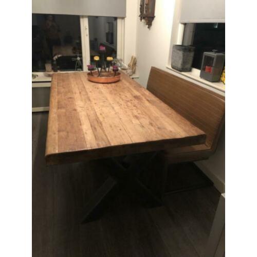 Mooie robuuste eetkamer set