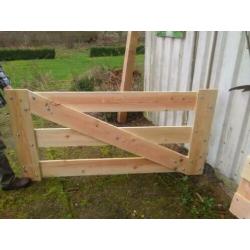 Nieuw Douglas landhek / weidehek 4 meter breed